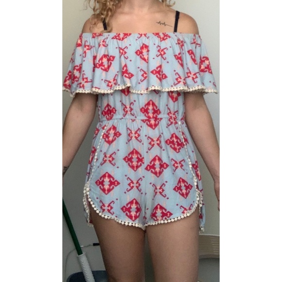 Romper - Picture 2 of 5